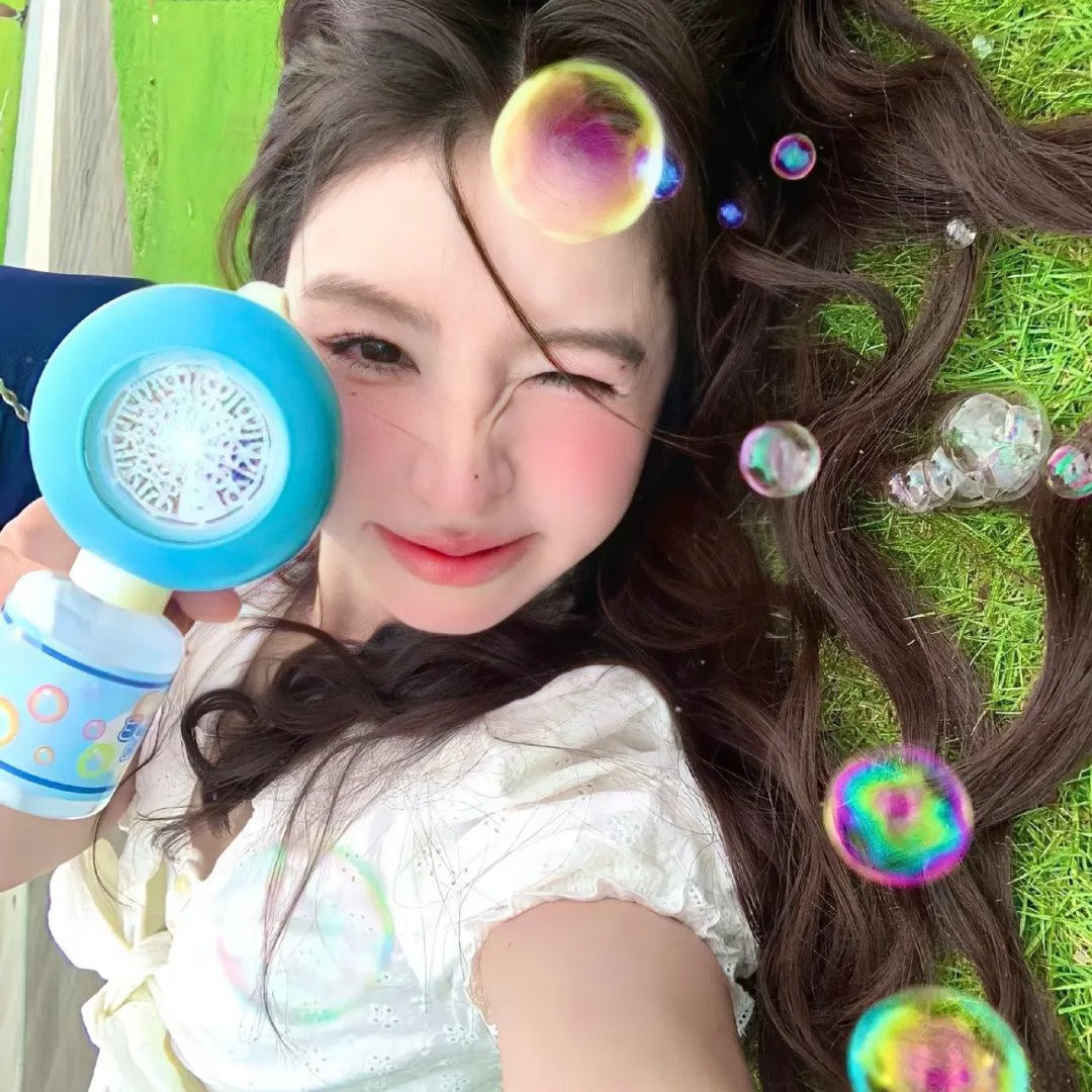 影帝夫人又去当群演了